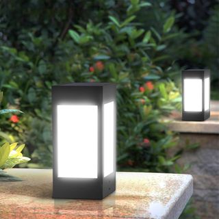 Solar Waterproof Outdoor Villa Garden Lamp