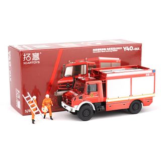 XCARTOYS 1:64 Mercedes Benz Unimog Fire Truck