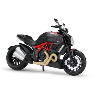 Maisto 1:12 Ducati Diavel Carbon Diecast Model
