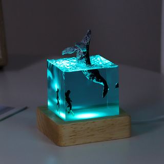 LED Humpback Whale Lamp Cube