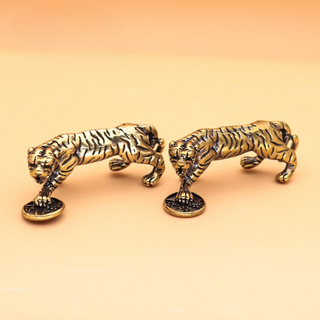 2 Pcs Tiger Brass Pendant