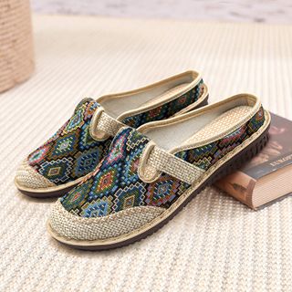 Women Soft-Soled Embroidered Slippers
