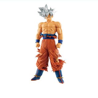 Bandai Banpresto DBZ Ultra Instinct Son Goku Figure
